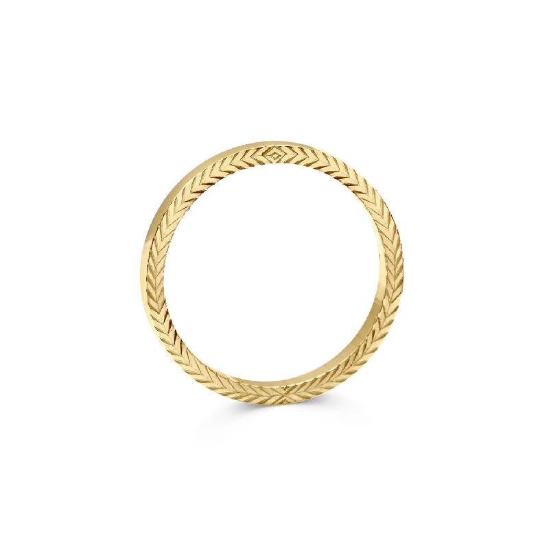 18ct Yellow Gold / Custom or 1/2 Size