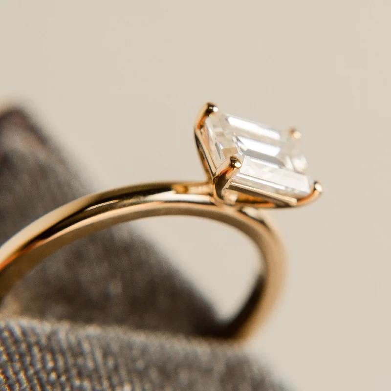 Classic Diamond Cypress Ring