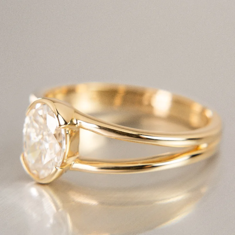 Classic Diamond Willow Ring