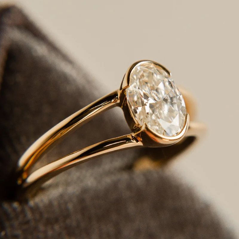 Classic Diamond Willow Ring