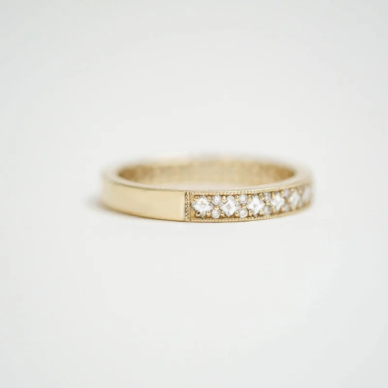 Carré & Round Milgrain Diamond Mosaic Ring