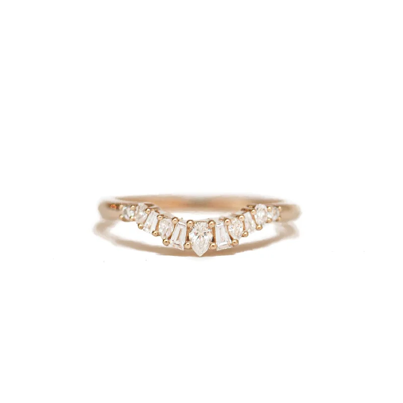 Pear & Baguette Diamond Mosaic Contour Band