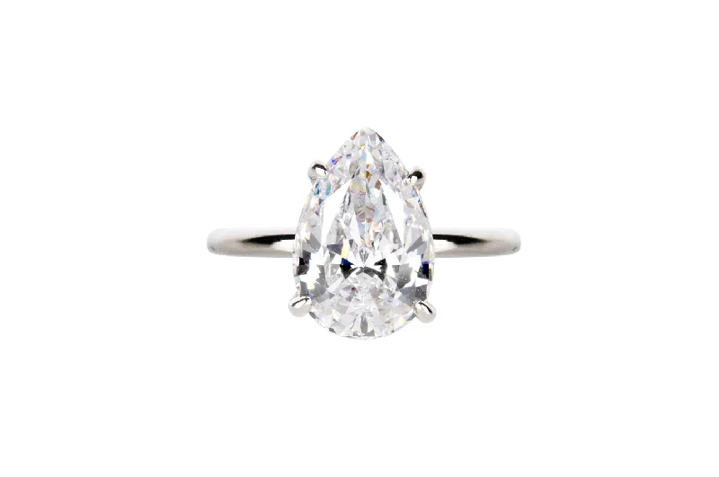 The Kira Ring (4.1 Carat)