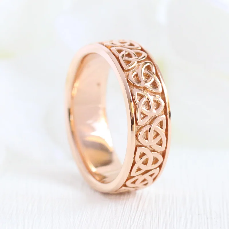 Celtic Trinity Knot Band 7mm in Solid Gold Men’s Wedding Ring