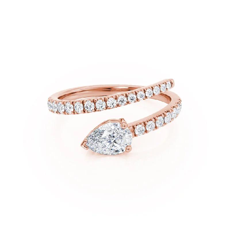 CELESTINE - Pear Moissanite Split Shank Ring 18k Rose Gold