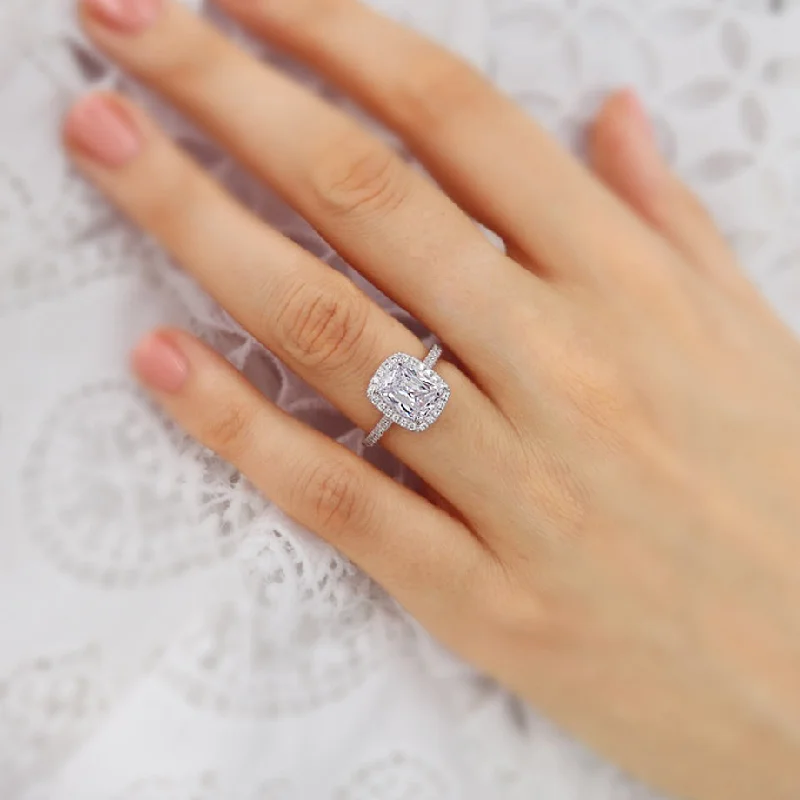 DARLEY - Elongated Cushion Lab Diamond Platinum Halo