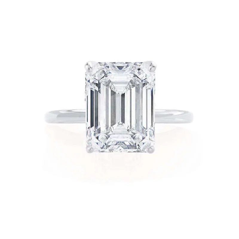 LULU - Emerald Lab Diamond Platinum Petite Solitaire