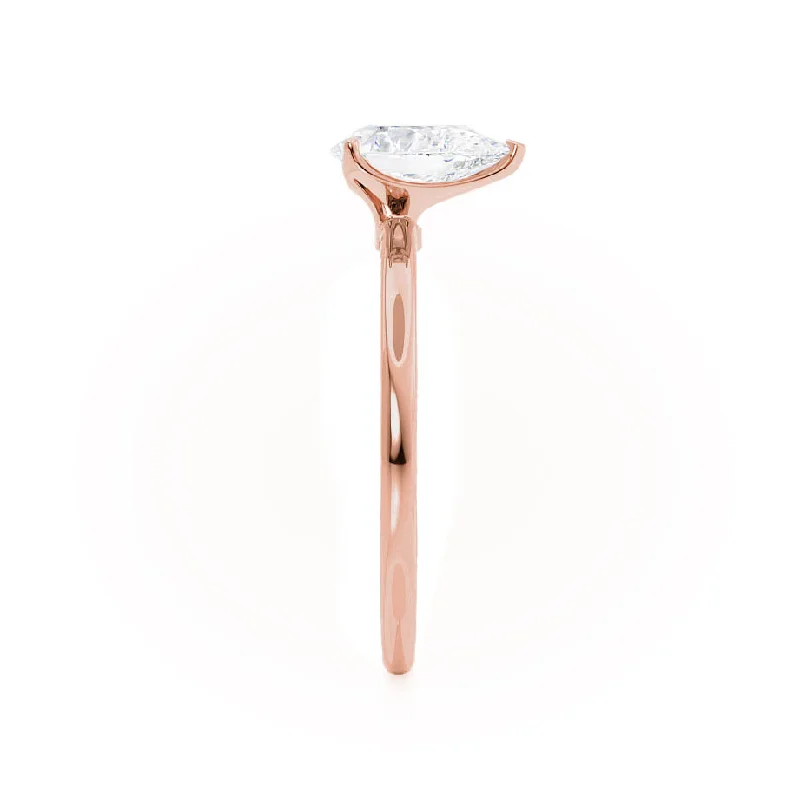 LULU - Pear Moissanite 18k Rose Gold Petite Solitaire Ring