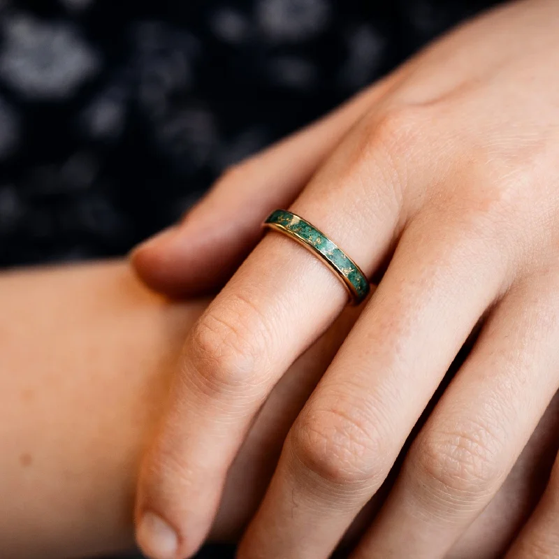 The Malachite | Malachite Gold Ring with Gold Flakes