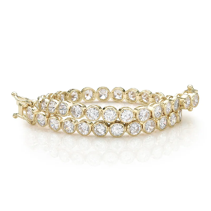 Round Brilliant tennis bracelet with 9.25 carats* of diamond simulants in 10 carat yellow gold