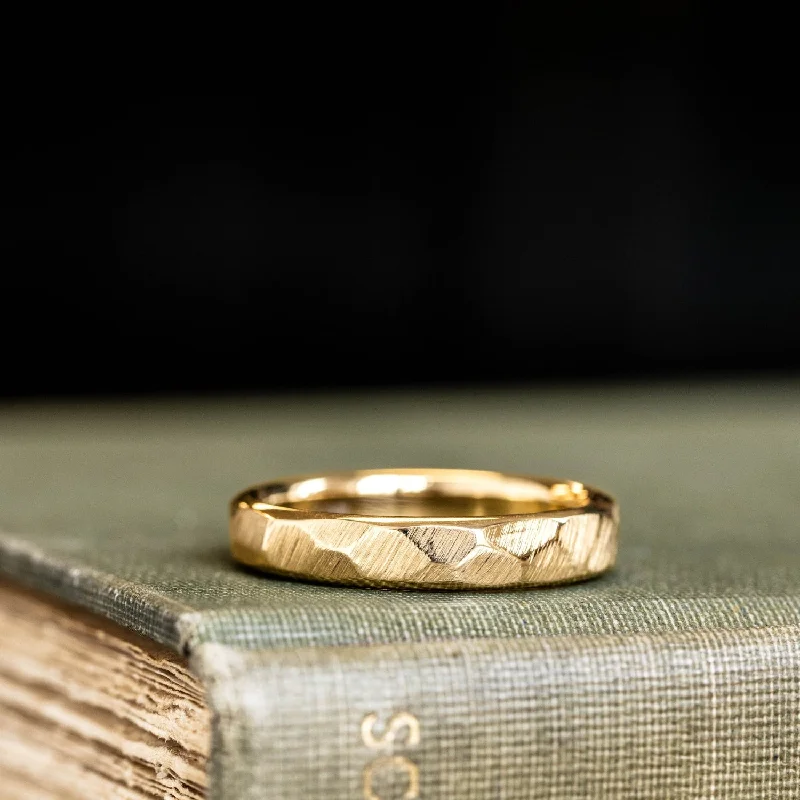 The Luna | Women's Hammered Yellow Gold Wedding Band