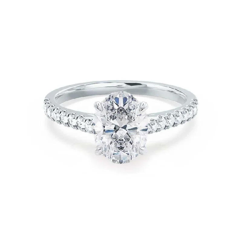 VIOLA - Oval Lab Diamond Platinum Shoulder Set