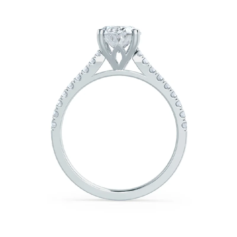 VIOLA - Oval Lab Diamond Platinum Shoulder Set