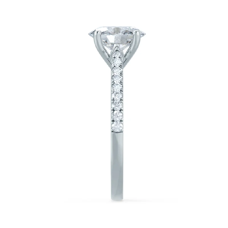 VIOLA - Oval Lab Diamond Platinum Shoulder Set